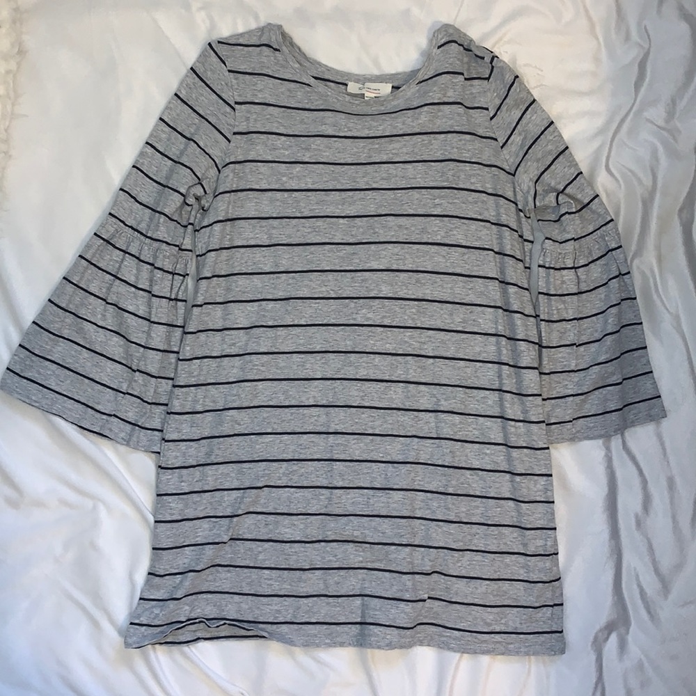 Vince Camuto bell sleeve dress